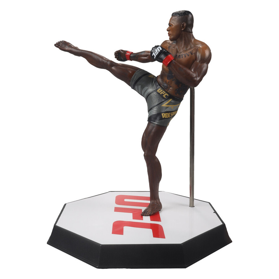 pacchetto israel adesanya ufc 2 regular e platinum chase 7 figures mcfarlanes sportspicks